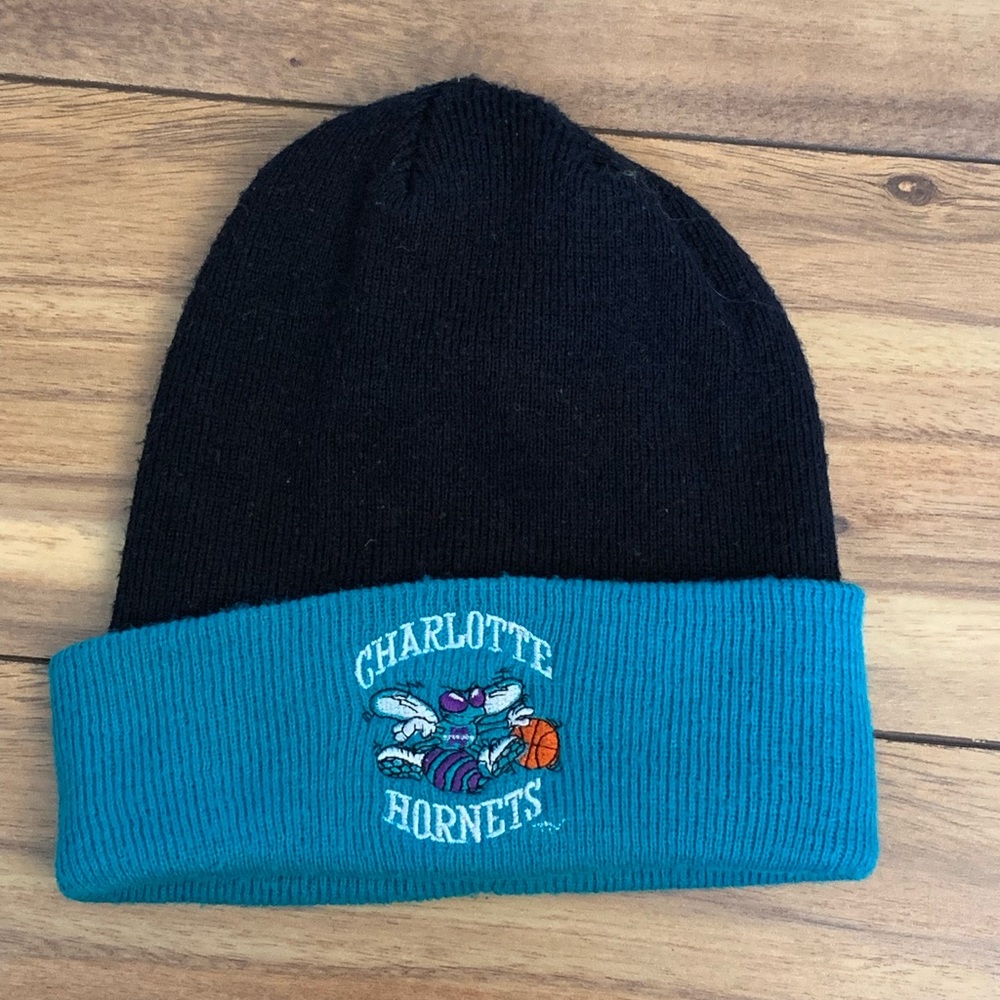 Vintage Charlotte hornets beanie